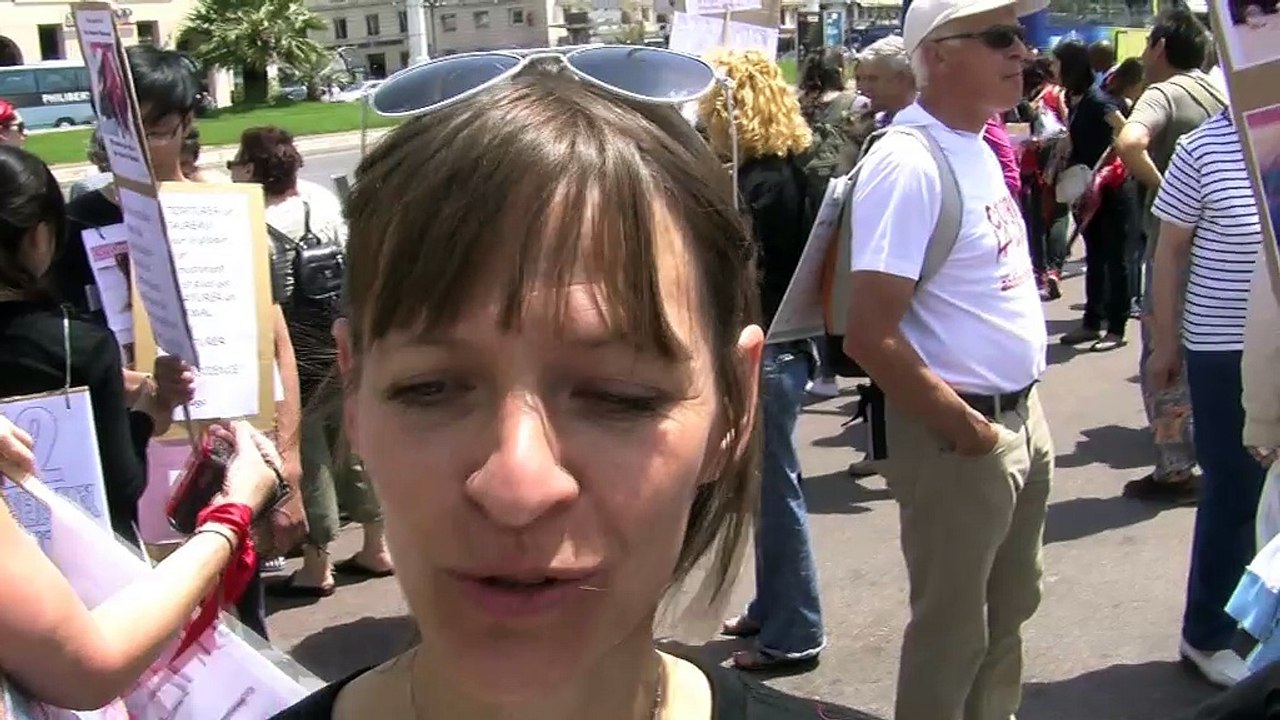 Manifestation anti-corrida sur le Vieux-Port de Marseille