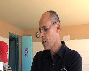 Baignade interdite: les touristes déçus de ne pas faire trempette