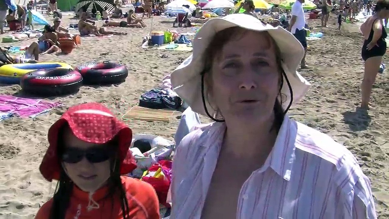 Plage du Verdon. La tortue Bigsi au secours des enfants perdus