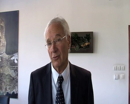 Gaby Charroux, Pdt CAPM et maire de Martigues explique les scenarii de l'A55