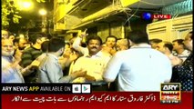 MQM leaders attempt to convince Farooq Sattar