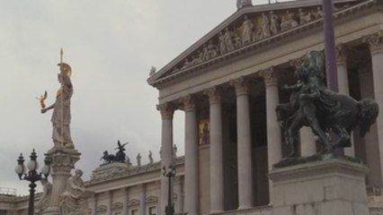 El Parlamento austríaco se constituye en medio de protestas contra ultraderecha