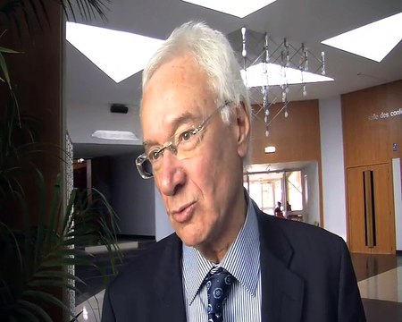 Gaby Charroux, Maire de Martigues