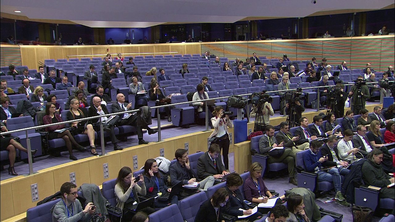 Bruselas eleva sus proyecciones de crecimiento para la UE