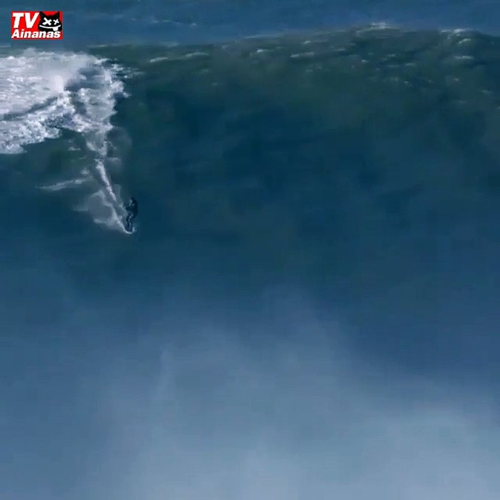 Wipeout violentíssimo na Onda da Nazaré