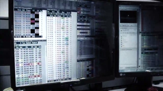 Quadro político e bolsas internacionais agitam o mercado