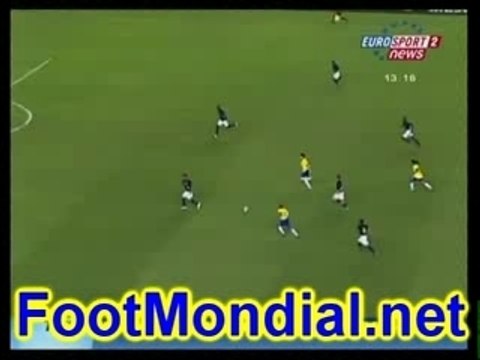 but Kaka bresil equateur bourde du gardien