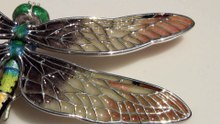 REALISTIC DRAGONFLY BROOCH