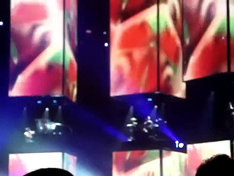 Muse - Feeling Good, National Indoor Arena, Birmingham, UK 11/10/2009