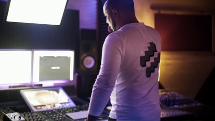 D2R Ziggy - "At it again" Studio Session - D2R Ziggy