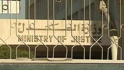 السعودية تعلن اعتقال مئتين واختلاس مئة مليار