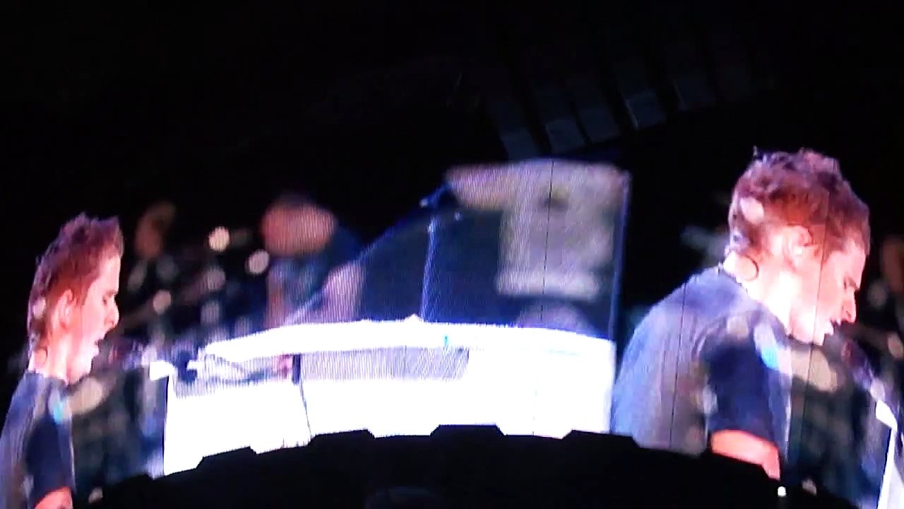 Muse - Feeling Good, Estádio Cícero Pompeu de Toledo, Sao Paulo, Brazil  4/10/2011