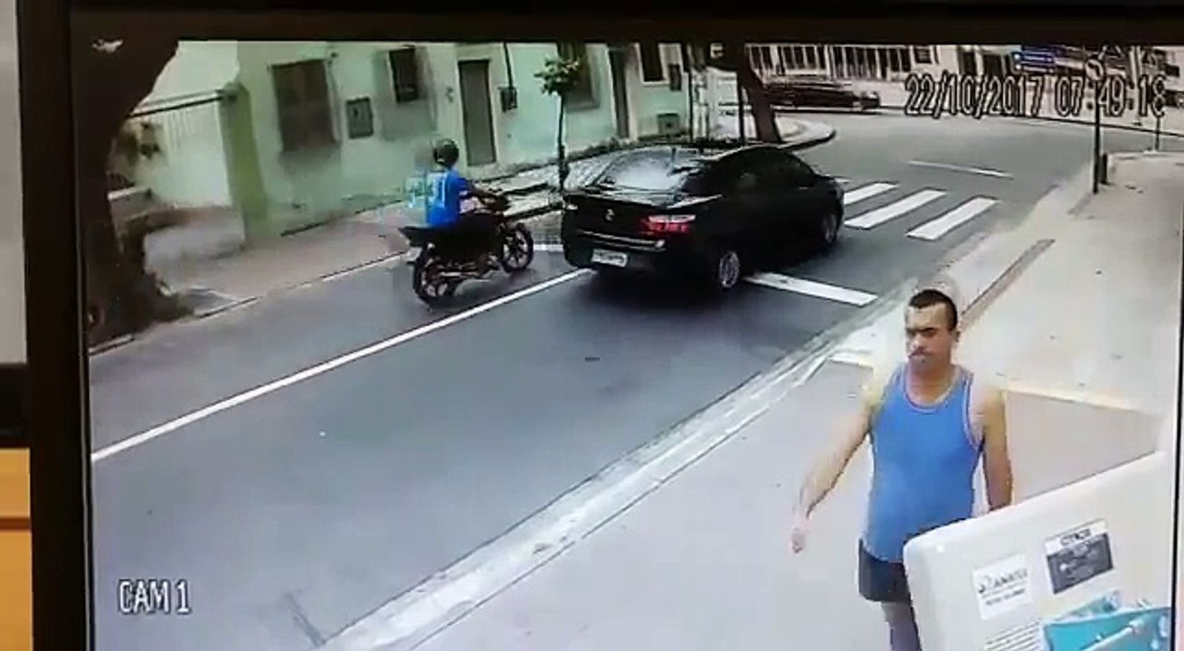 Momento em que Goleiro Jefferson do Bota fogo é assaltado