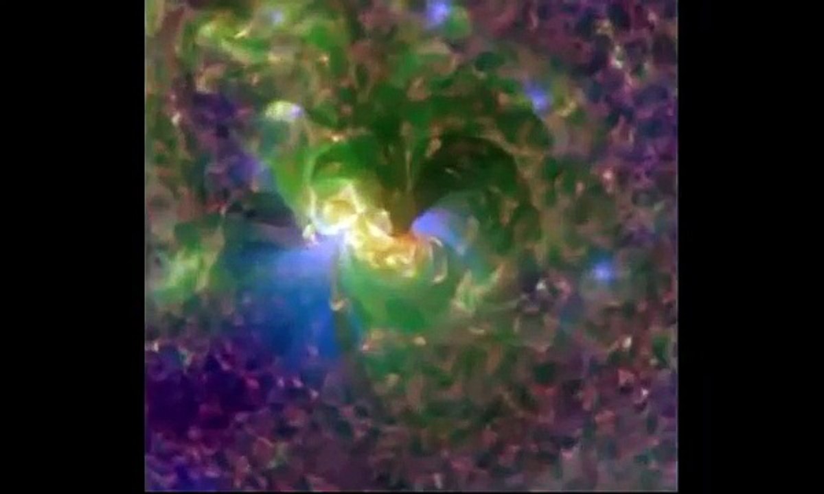 2017 太震驚！超巨大UFO「 降落在太陽上」？