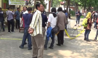 Polisi Gerebek Rumah Pembuatan Pil Terlarang