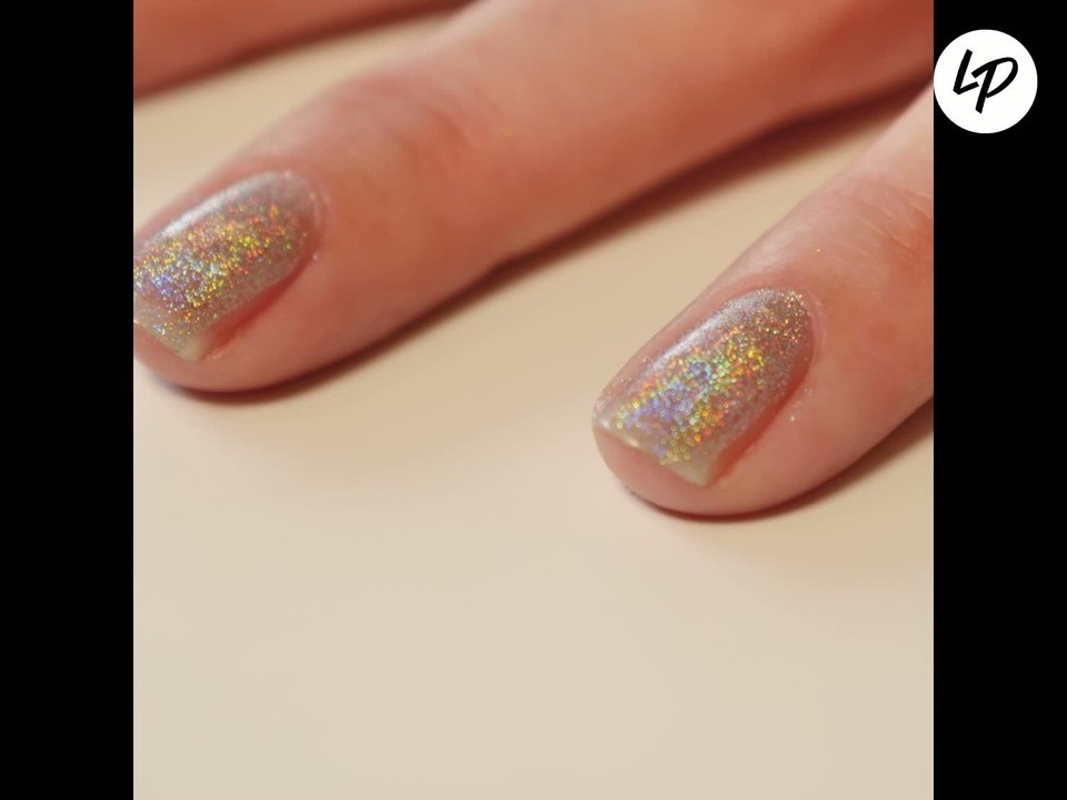 On a testé le vernis effet hologramme signé Manucurist