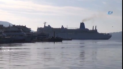 Dev Gemi Bin 500 Turist Getirdi