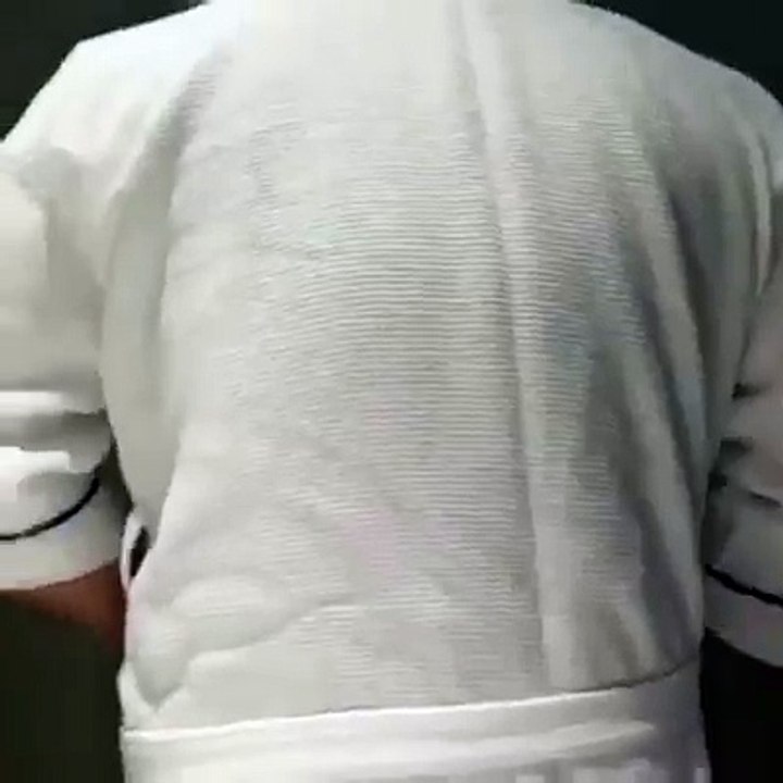 TRY NOT TO LAUGH IN 15 SECONDS CHALLENGE