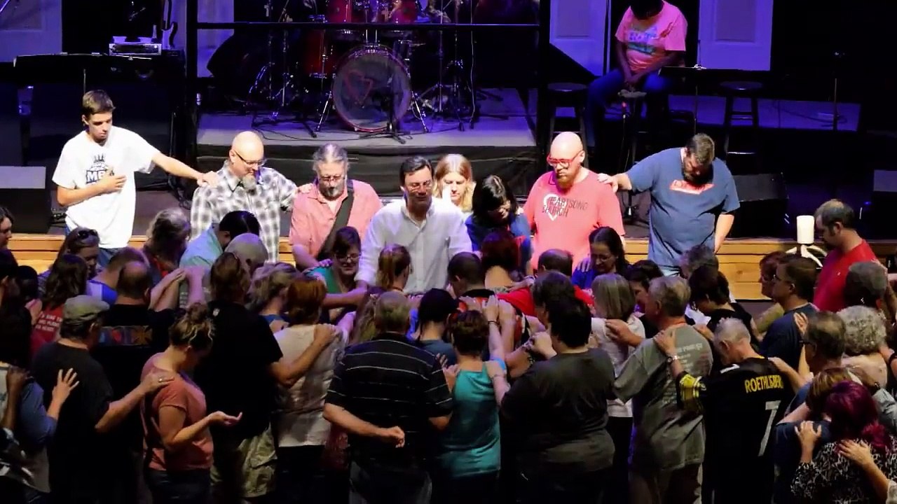 Mom of 5 Donates Kidney to Single Mom She Met at Church-TBXoZzBl81Q