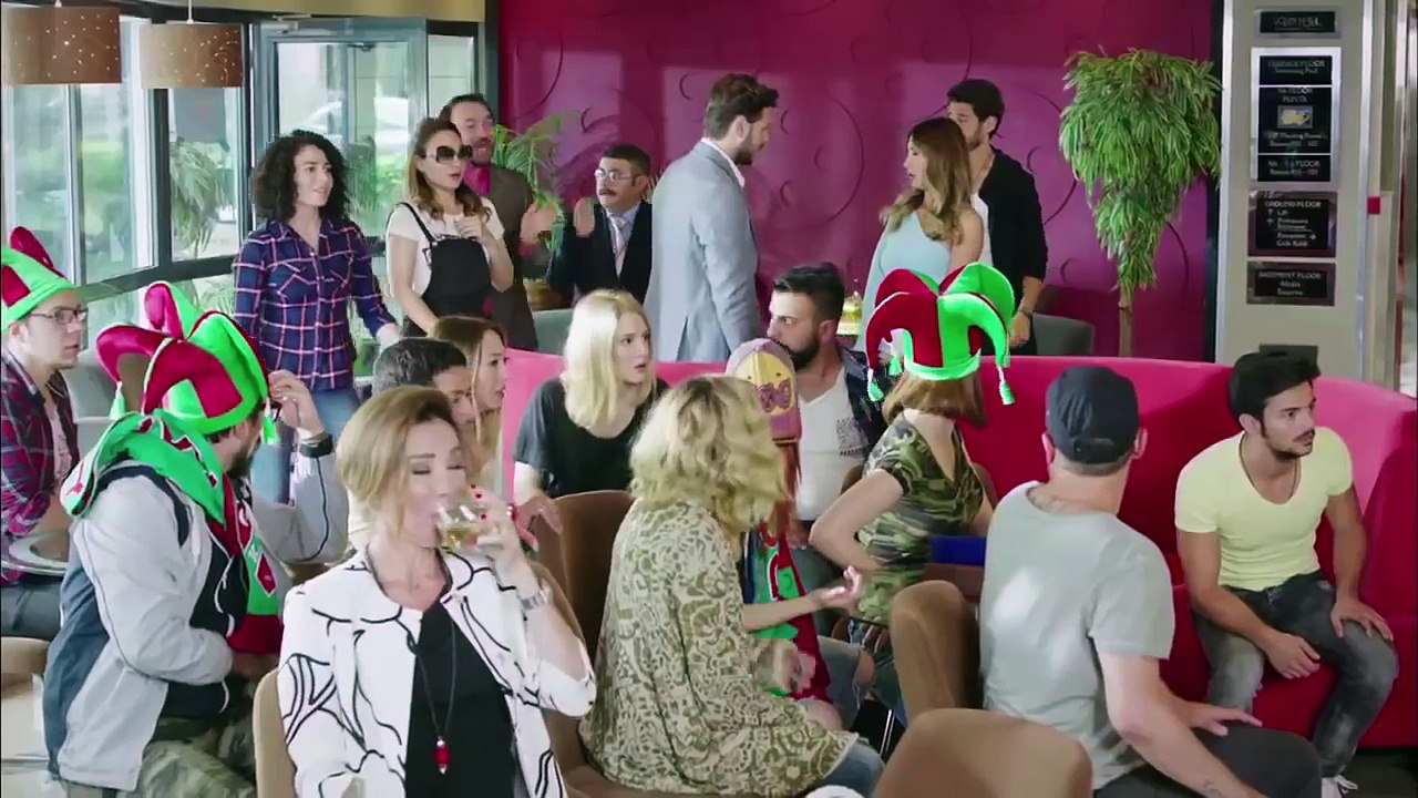 Rengarenk 1.Bölüm - Bırak Acıları Ardında