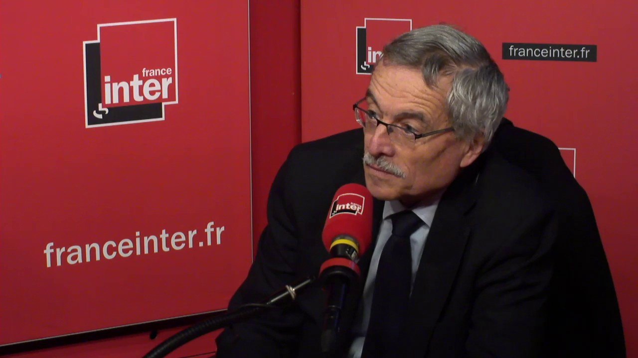 Renaud Van Ruymbeke : "Les Paradise Papers éclairent sur ce qui se passe derrière le rideau"