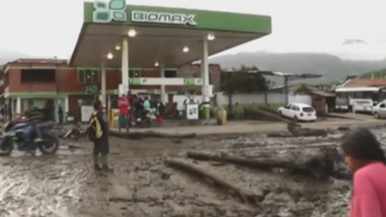 Five dead, three missing after river overflows in Colombia