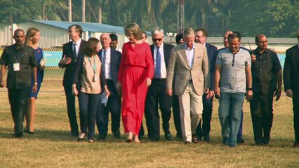 Les souverains initiés au cricket à Mumbai