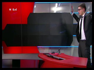 NJE PERSON I ARMATOSUR FUTET NE AMBJENTET E TELEVIZIONIT KOMBETAR HOLLANDEZ LAJM