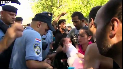 KANADAJA DEKLAROI SE DO TE PRANOJE VITIN E ARDHSHEM 10 MIJE EMIGRANTE NGA SIRIA LAJM