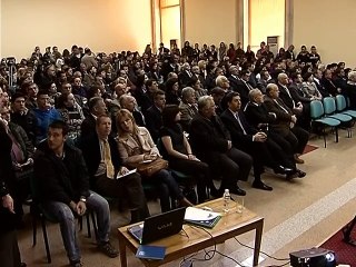 SHPERBLIM I FUNDVITIT MINISTRI MOHON URDHERIN PER NDIHMA ME DETYRIM LAJM