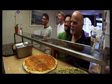 PREMIERA E MIKEY BOY SHFAQET ME 1 NENTOR NE NEW YORK KOMEDIA E ARTISTIT SHQIPTAR LAJM