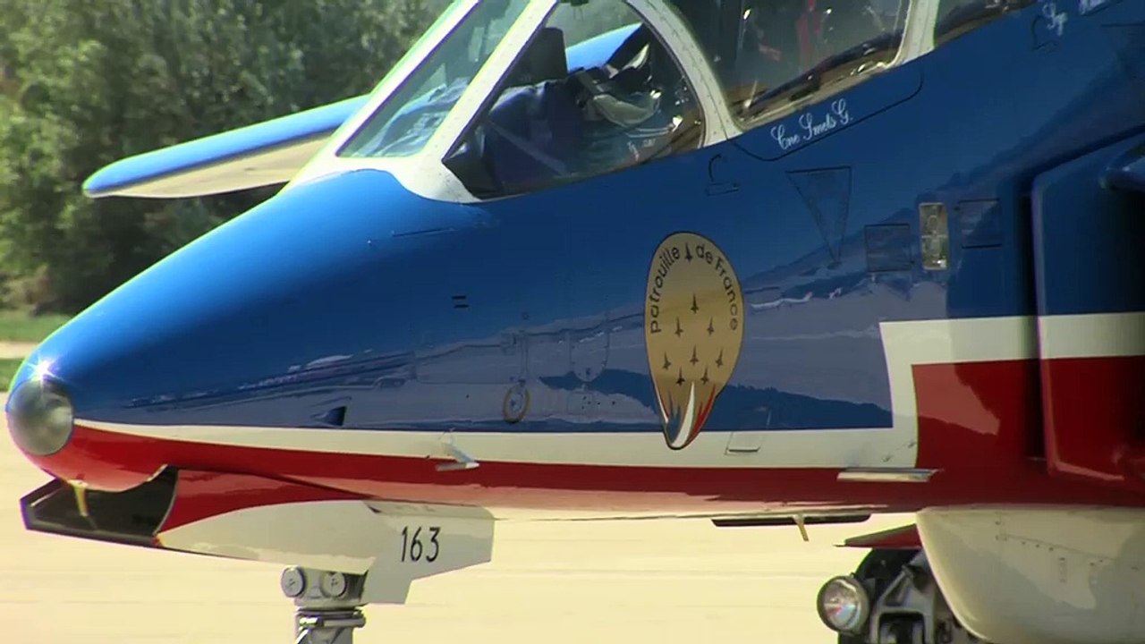 Extraits du programme 2012 de la Patrouille de France