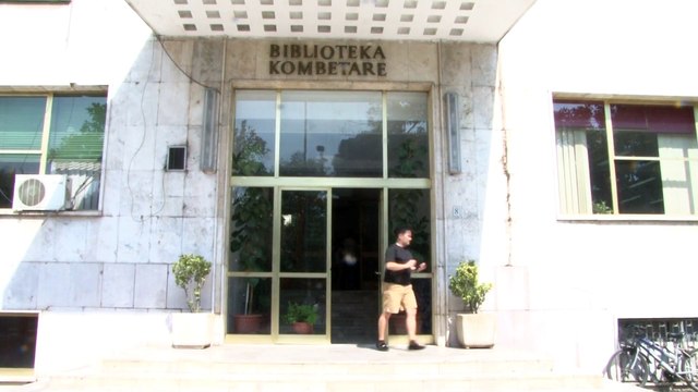 PERKUJTOHET 100 VJETORI I KOMISISE LETRARE SHQIPE,EKSPOZITE ME PUNIMET E PARA TE ALBANOLOGEVE LAJM