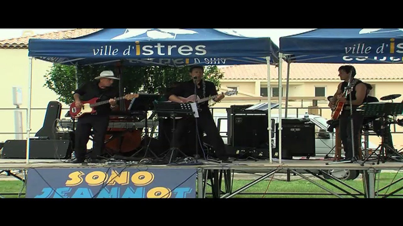 Une exposition de voitures anciennes pour tisser des liens transgénérationnels