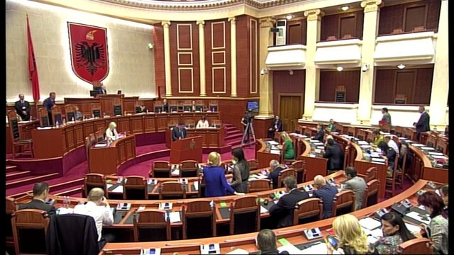 PD DESHTON ME REFERENDUMIN MAZHORANCA KUNDER FUTJES NE RENDIN E DITES SE KERKESES LAJM