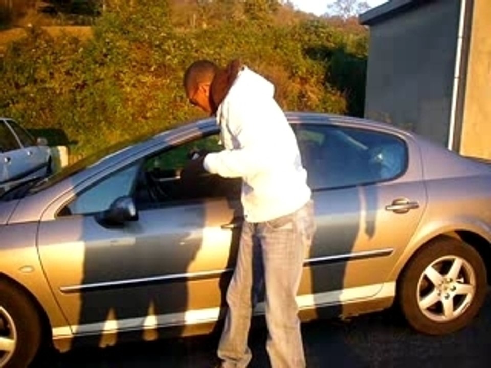 Lahcen Pétage de Plombs!!!!!!