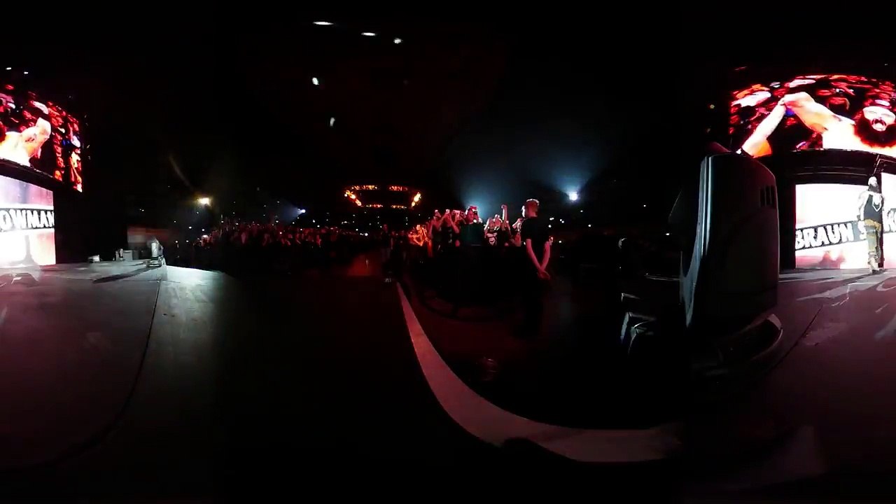 Watch Superstar entrances at WWE Live in Dortmund in 360 degrees - YouTube