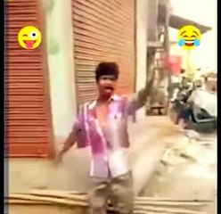 jazbati singer / joshila singer iski tarah koi gaaskta hai