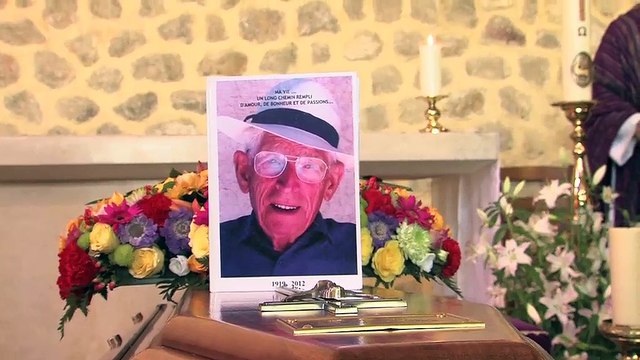 Quelques extraits de la cérémonie ainsi que les témoignages des proches, amis et concitoyens