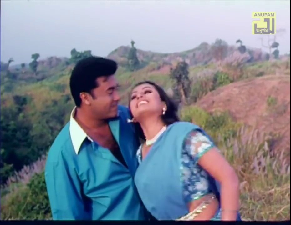 Ki Jadu Jano । Bangla Movie Song - Manna, Purnima_Bangla romantic old  new movie hot item song,