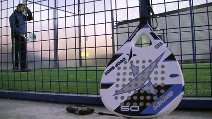 Le padel testé par des débutants à Saint Mitre
