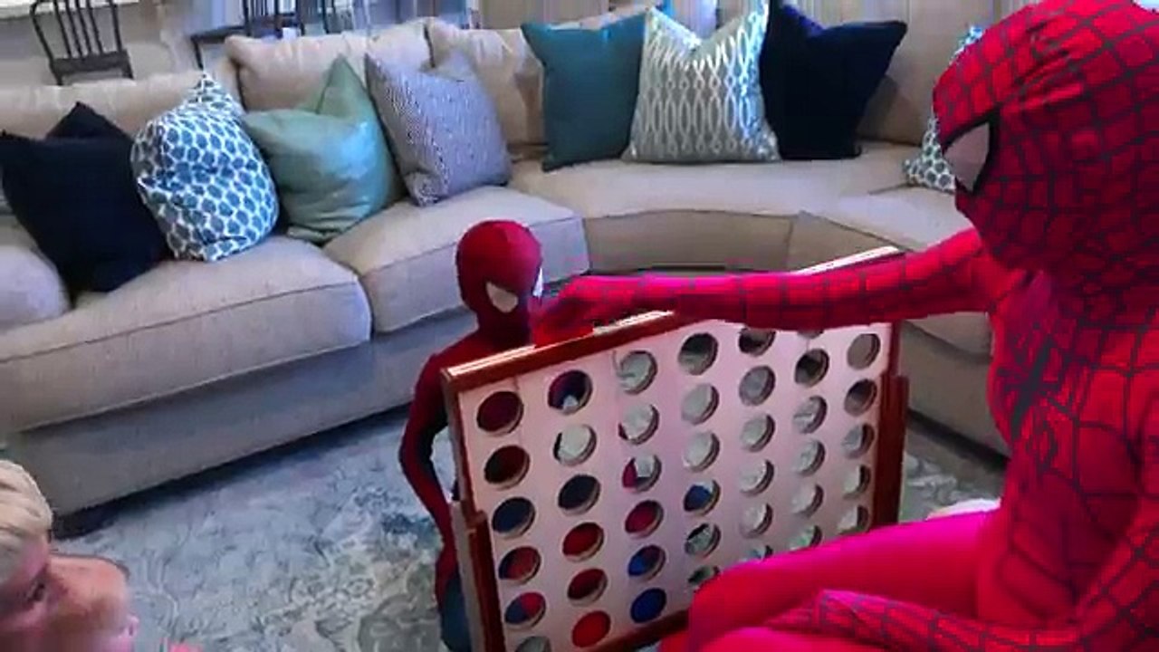 Superhero Compilation! Ariel meets Darth Vader vs Spiderman & Pink Spidergirl w/ Giant Games for Fun