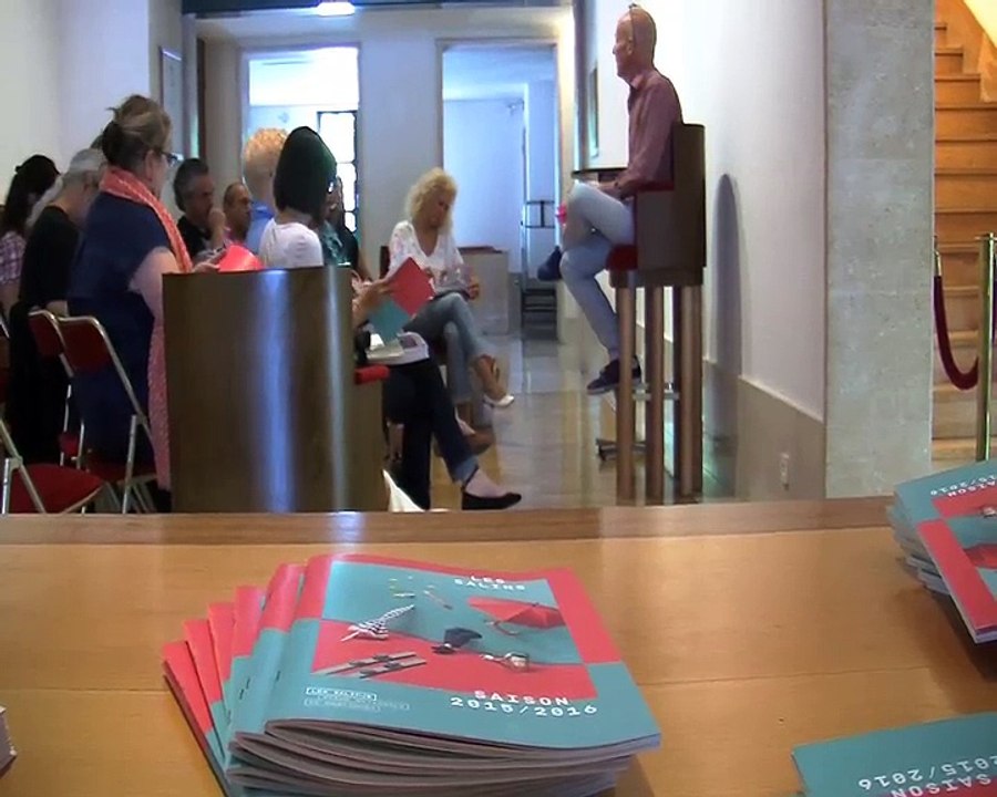 Gilles Bouckaert, le directeur des Salins, explique le concept du Train Bleu.