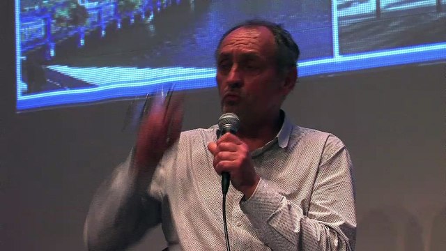 Face à la Métropole...