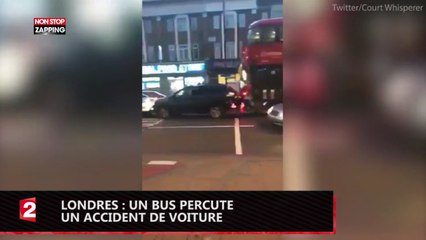 Londres : un bus fonce dans un accident de voiture (Vidéo)