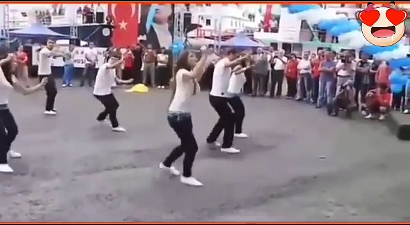 Great Editing __ School Girls and Boys Dj Dance in Modi Song __ New Modi Dj Songs