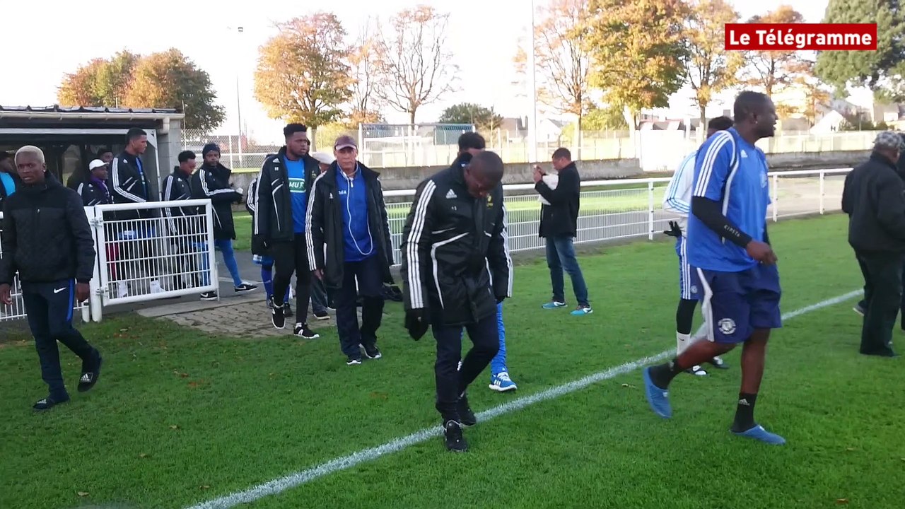 Football. Coupe de France 7e tour :  les Gledar de Kourou à l'entrainement au Stade Fred Aubert