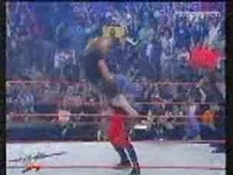 WWF-WWE- Kane Returns (Saves Undertaker & Rock)