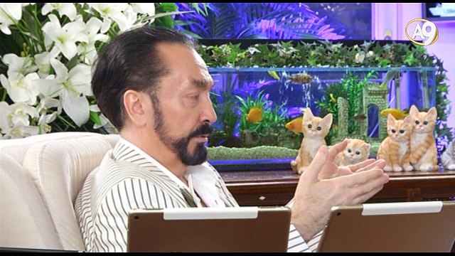 Hitleri'i iktidara getiren de İngiliz derin devletidir. Hitler'in en önemli finansörlerinden biri Rockefeller ailesi mi