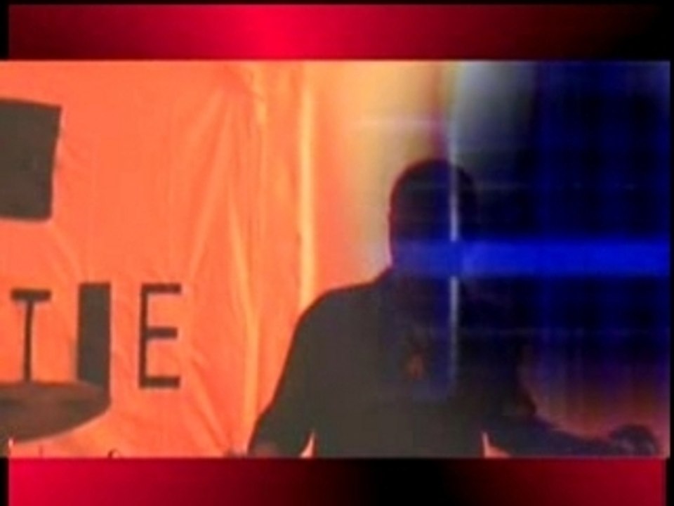 WAWA EN LIVE à ST DENIS DE LA REUNION filmé par djmen_974